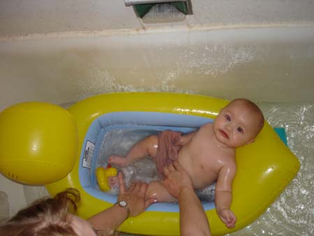 Arya and the Ducky tub