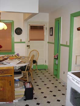 kitchenfinalwallsandtrimalmostdone