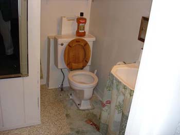 UpstairsBath1